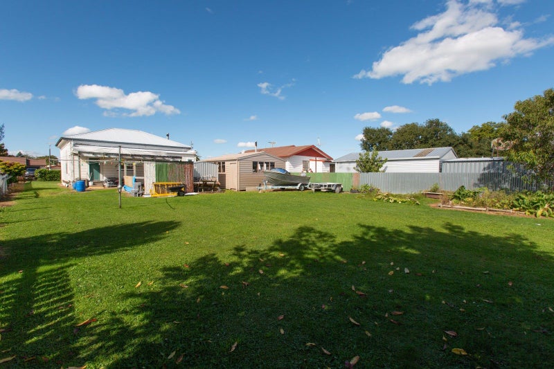 70 Allardice Street, Dannevirke, Dannevirke - Carousel 2