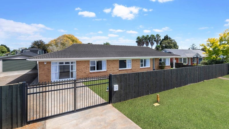 453 Great South Road, Opaheke, Papakura - Carousel 1