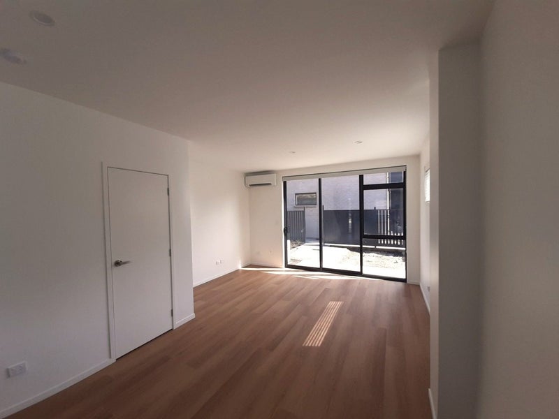 30 Tuhono Street, Manukau Central - Carousel 2