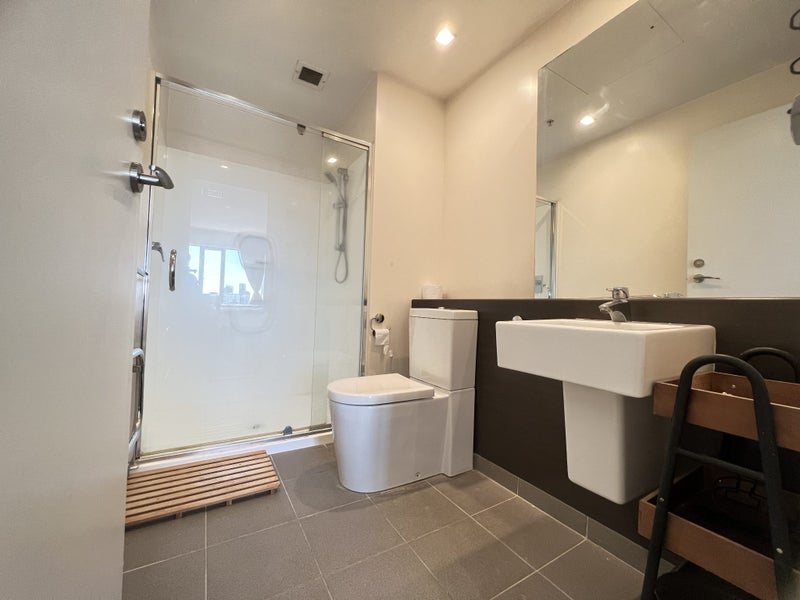 304/145 Symonds Street, Newton, Auckland - Carousel 11