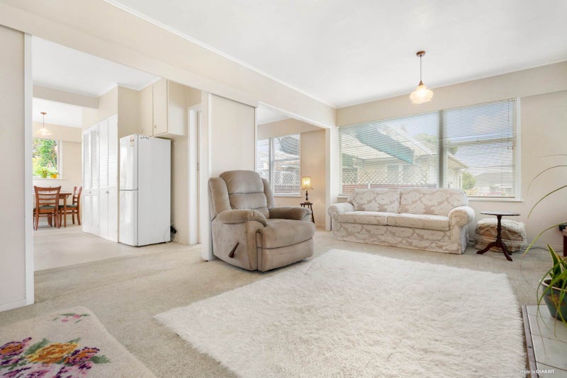 498A Richardson Road, Mount Roskill, Auckland - Carousel 2