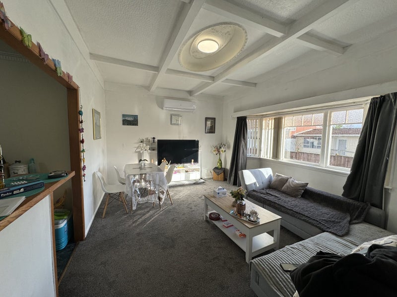1/3170 Great North Road, New Lynn, Auckland - Carousel 2
