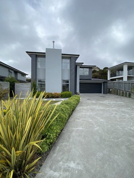 9 Okataina Way, Aotea, Porirua - Carousel 2