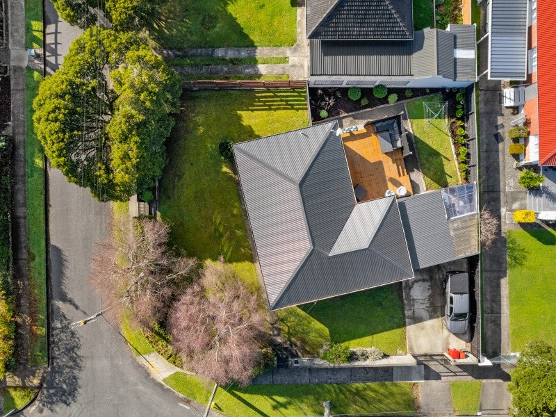 14 Tararua Street, Trentham, Upper Hutt - Carousel 2