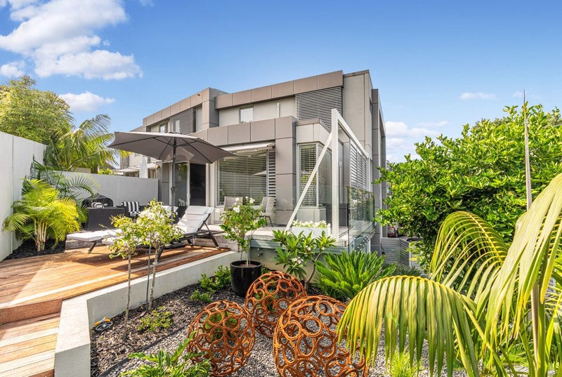 441H Beach Road, Mairangi Bay, Auckland - Carousel 1