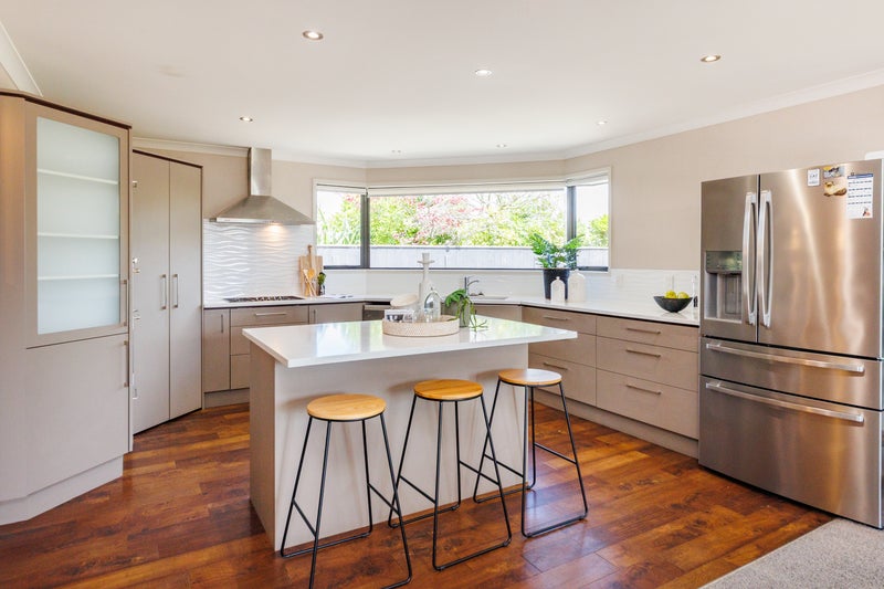 33 Rodeo Drive, Kelvin Grove, Palmerston North - Carousel 2