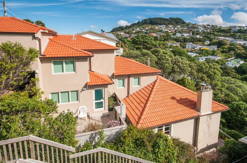 1/69 Sefton Street, Wadestown, Wellington - Carousel 1