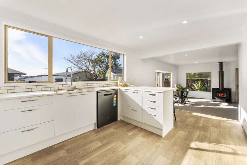 2/4 Elizabeth Street, Tauhara, Taupo - Carousel 2