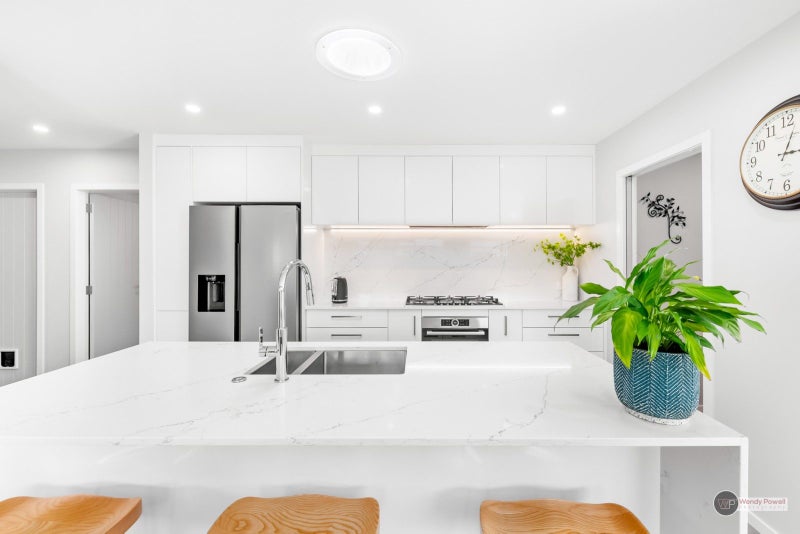 24 Castletown Street, Wallaceville, Upper Hutt - Carousel 2