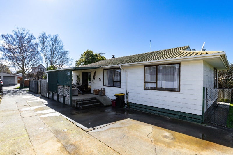 1 Pattie Place, Springlands, Blenheim - Carousel 1