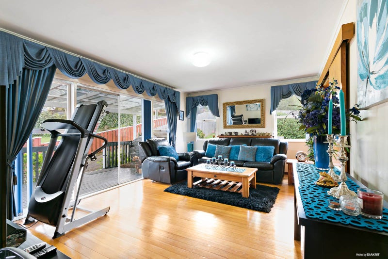 88 Mary Dreaver Street, New Windsor, Auckland - Carousel 2