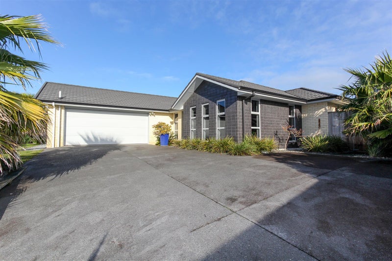 83 Dillon Drive, Bell Block, New Plymouth - Carousel 1