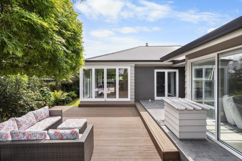 30 George Street, Claudelands, Hamilton - Carousel 2