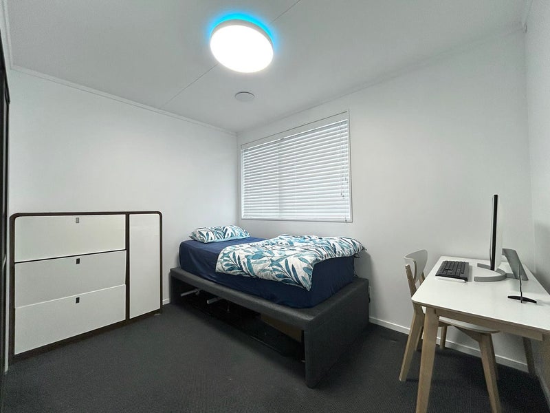 12 Gillett Lane, Enderley, Hamilton - Carousel 15