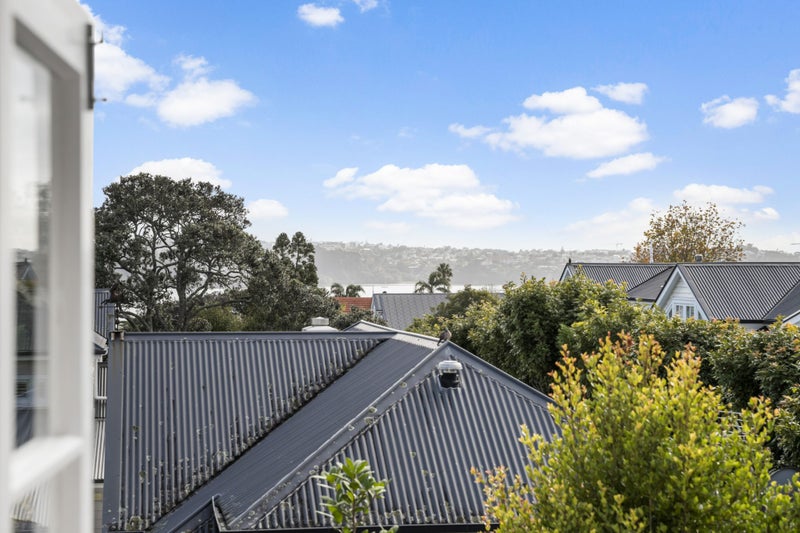 1 Wolseley Avenue, Herne Bay, Auckland - Carousel 9