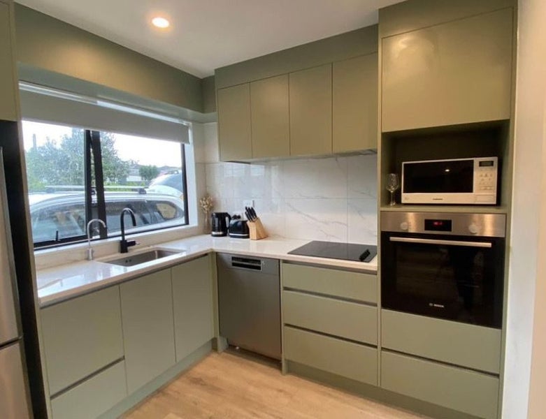 2/103 Flanshaw Road, Te Atatū South, Auckland - Carousel 2