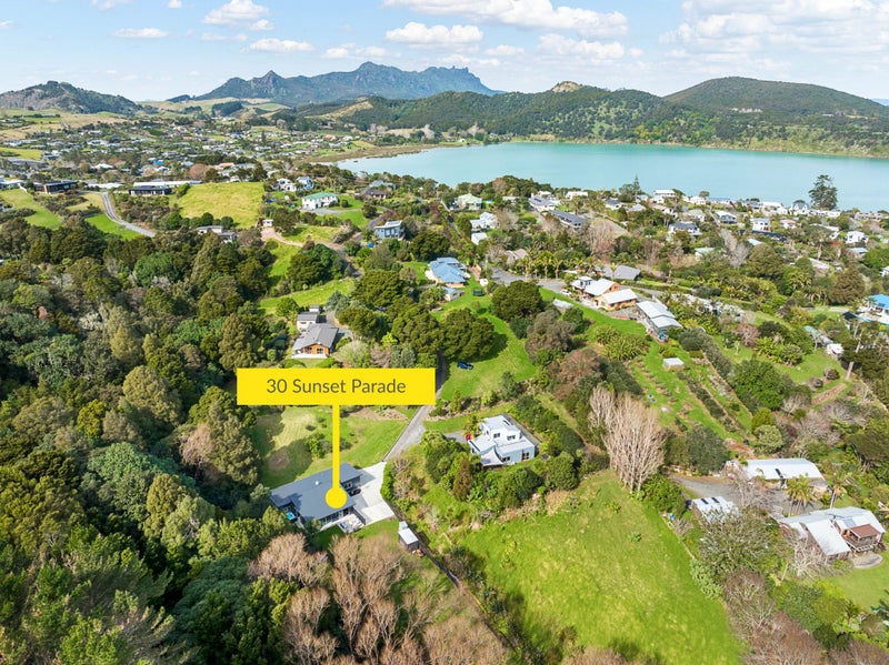 30 Sunset Parade, Whangarei - Carousel 2