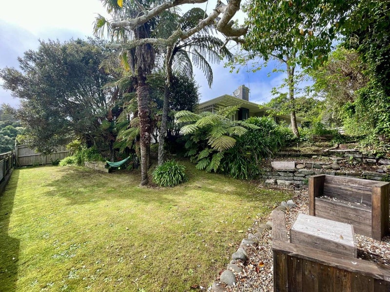 15 Beaumont Crescent, Frankleigh Park, New Plymouth - Carousel 2