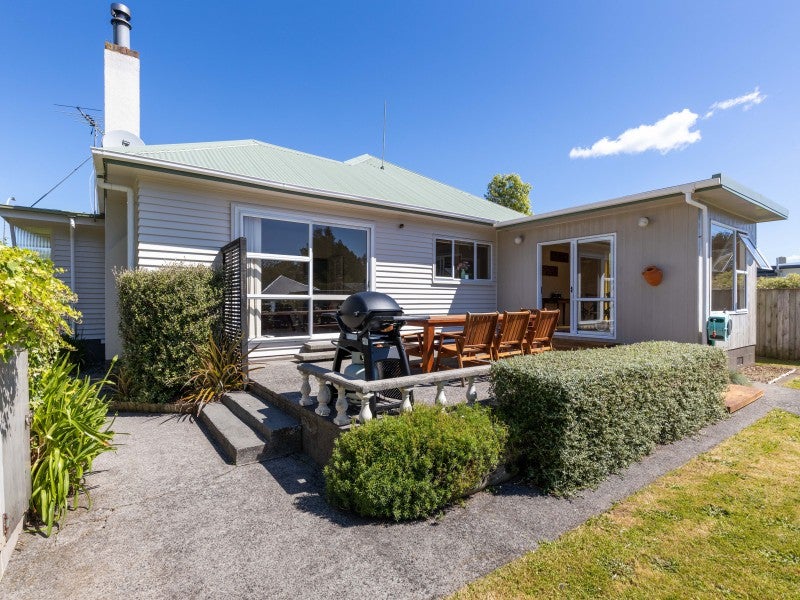 29 Cornwall Street, Brooklands, New Plymouth - Carousel 1