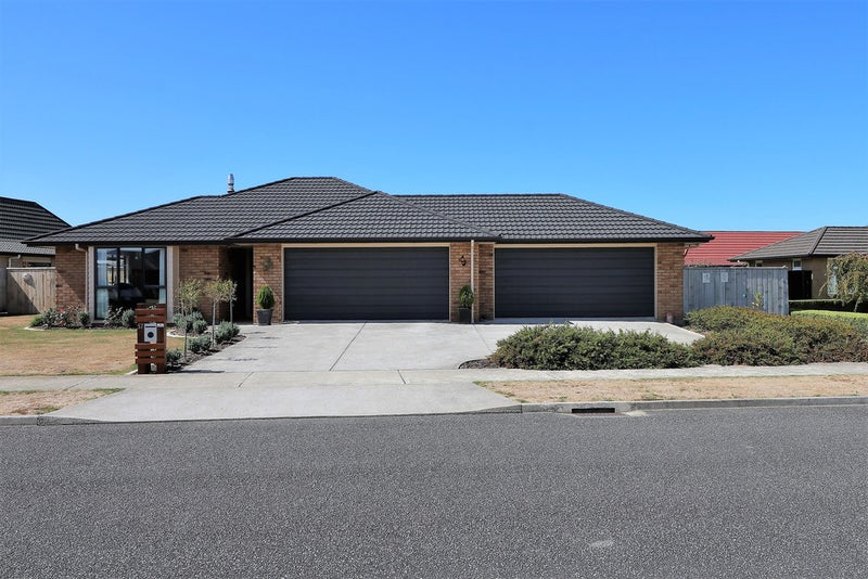 57 Armstrong Avenue, Carterton - Carousel 20