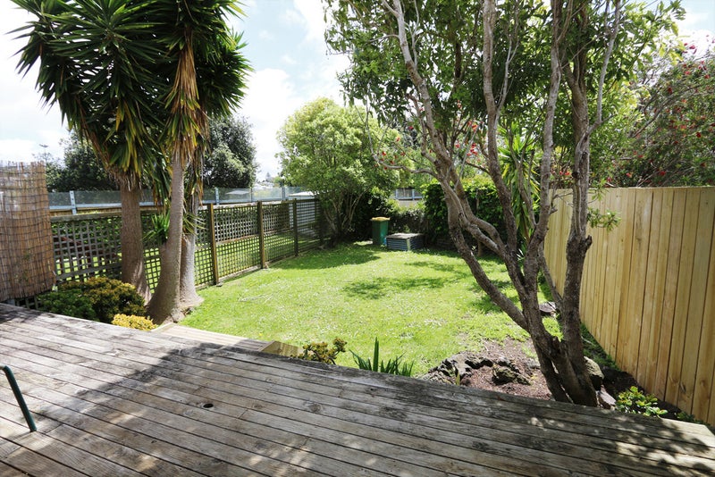 2/56A Michaels Avenue, Ellerslie, Auckland - Carousel 2
