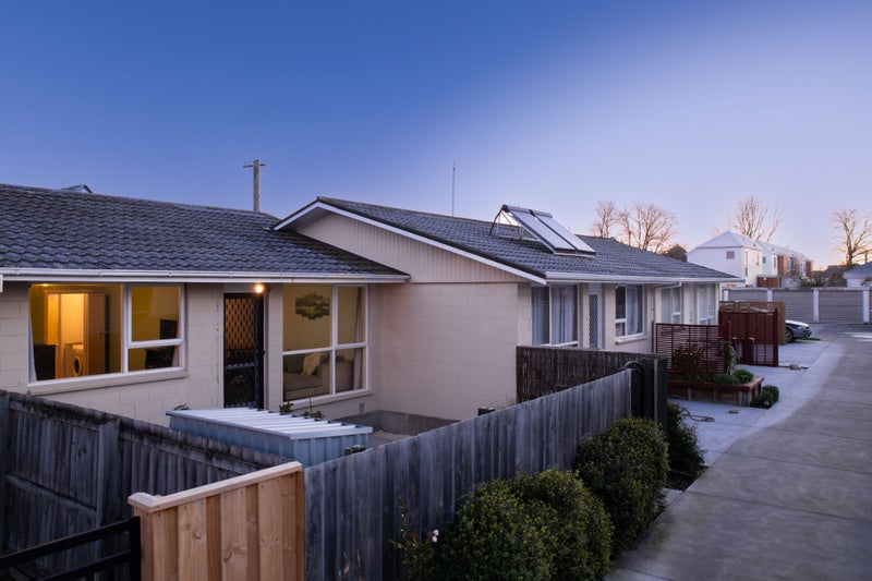 2/97 Champion Street, Edgeware, Christchurch - Carousel 15