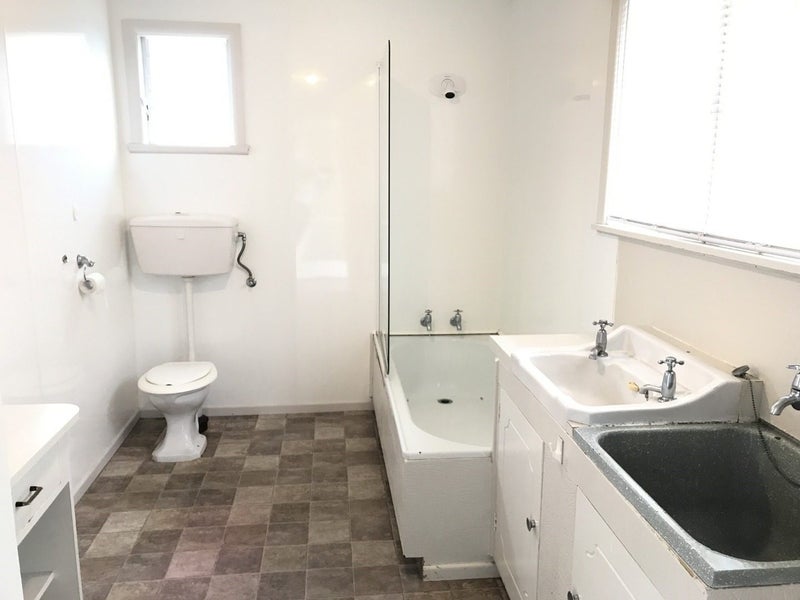 8A Howell Avenue, Riverlea, Hamilton - Carousel 6