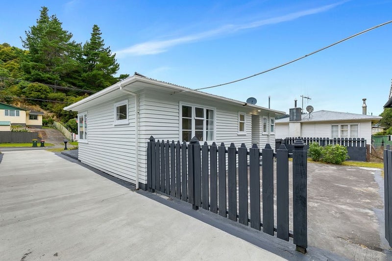 119 Hair Street, Wainuiomata, Lower Hutt - Carousel 11