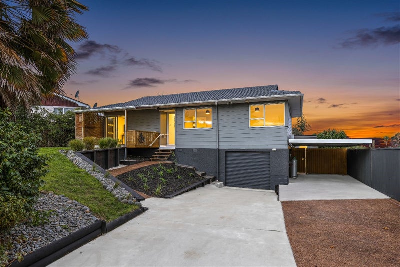 7 Skyla Place, Massey, Auckland - Carousel 1