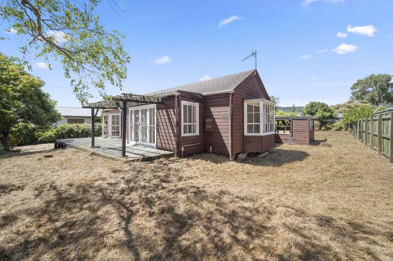 11 Kain Avenue, Fenton Park, Rotorua - Carousel 2