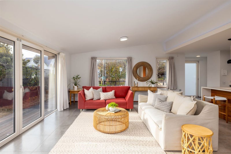 9 Church Square, Addington, Christchurch - Carousel 2