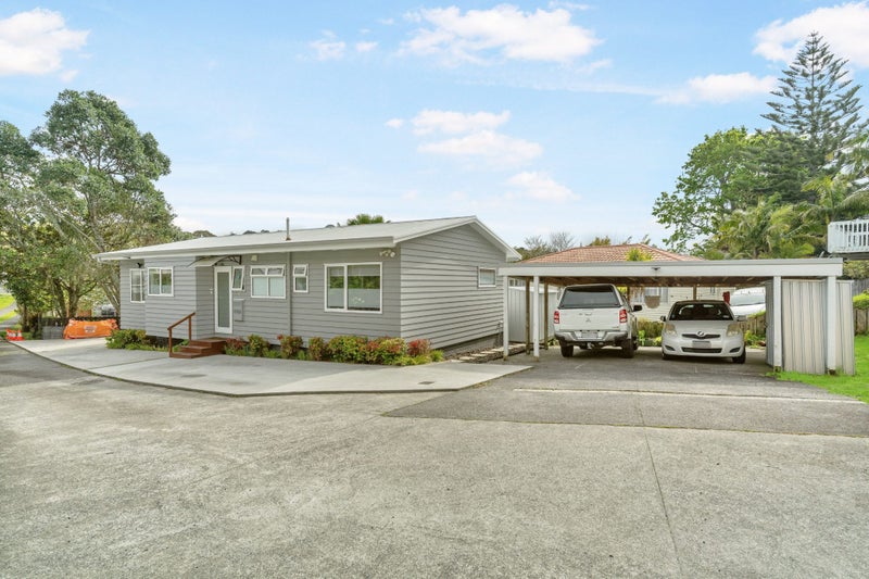 35 Ellice Road, Totara Vale, Auckland - Carousel 1