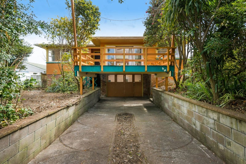 98 Wharf Road, Te Atatu Peninsula, Auckland - Carousel 2