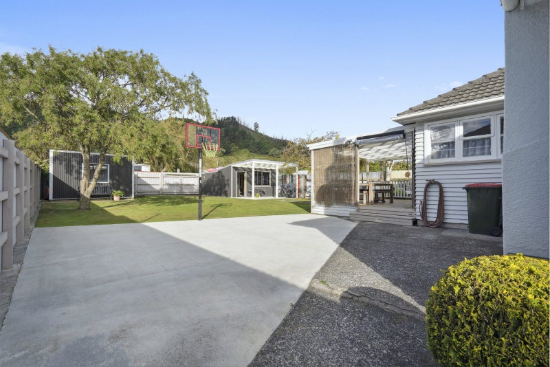 28 Frederick Street, Wainuiomata, Lower Hutt - Carousel 2