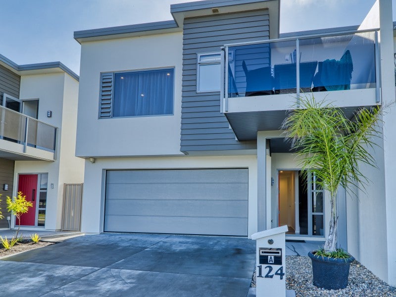 124A Te Awa Avenue, Te Awa, Napier - Carousel 1