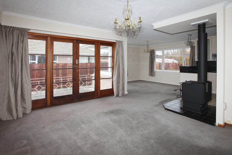 6 Sabina Street, Shirley, Christchurch - Carousel 2