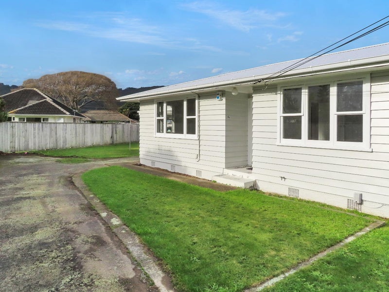 1/4 Barsi Grove, Avalon, Lower Hutt - Carousel 1