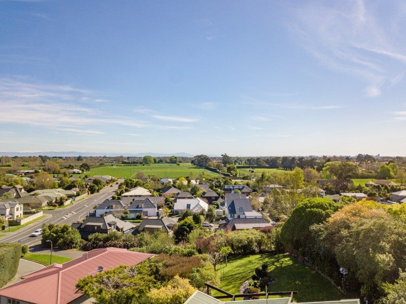 2 Cambrian Close, Westmorland, Christchurch - Carousel 20