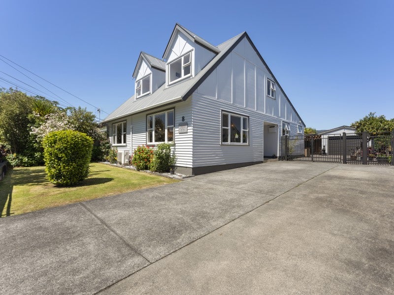 8 Routley Crescent, Elderslea, Upper Hutt - Carousel 1