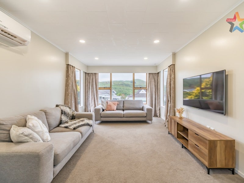 15 Timaru Grove, Kelson, Lower Hutt - Carousel 2