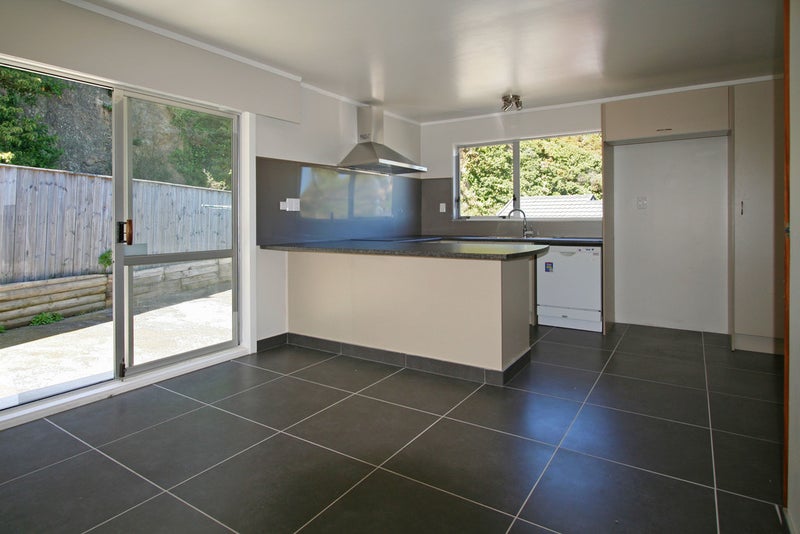 75 Southgate Road, Southgate, Wellington - Carousel 2