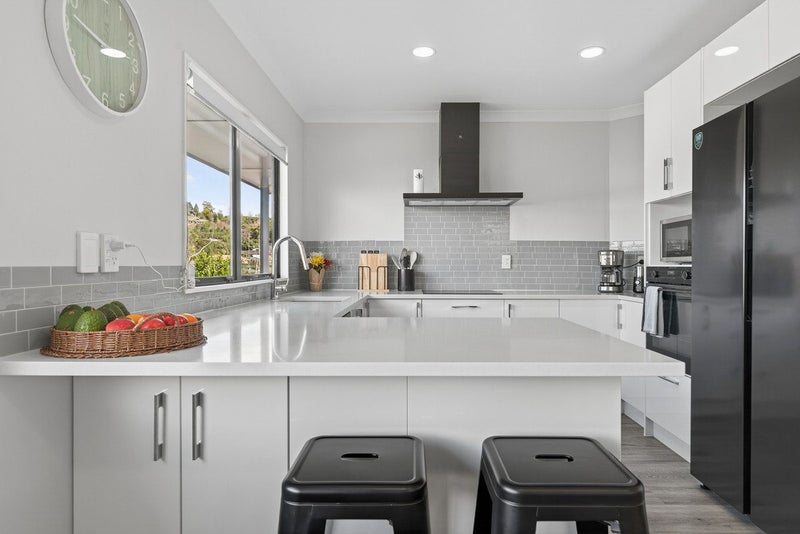 19 Mamaku Rise, Welcome Bay, Tauranga - Carousel 2