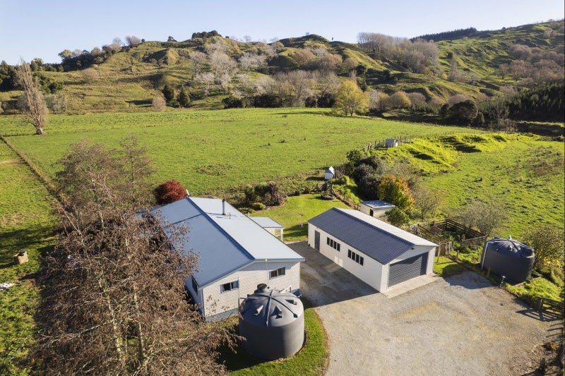 911 Kanakanaia Road, Whatatutu, Te Karaka - Carousel 2
