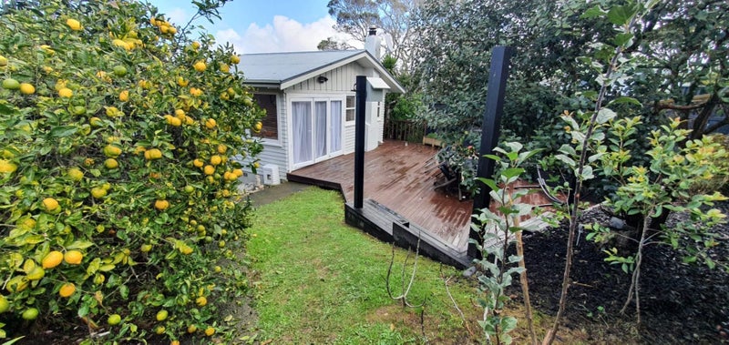 1/34 Valley View Road, Glenfield, Auckland - Carousel 2