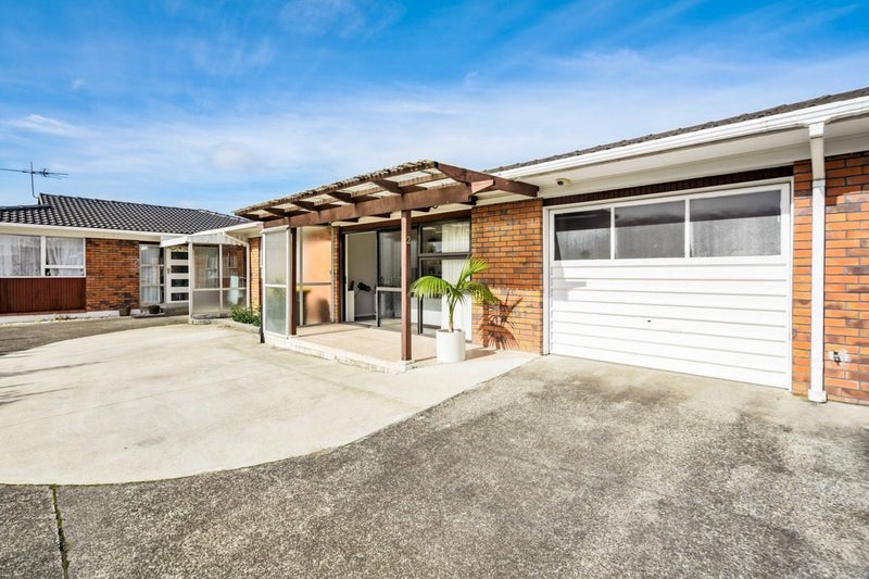 247 ST GEORGE ST, Papatoetoe, Auckland - Carousel 2