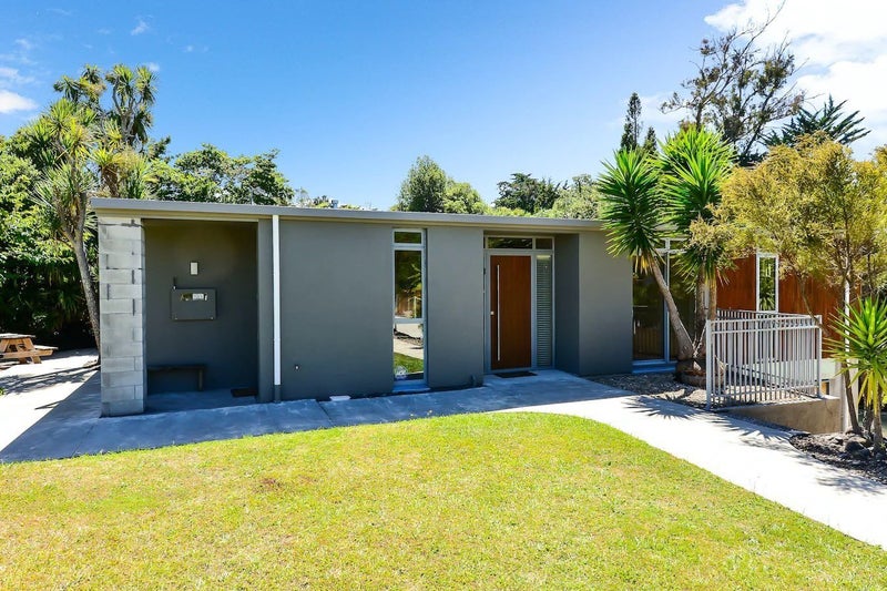 46 Herbert Road, Queenwood, Hamilton - Carousel 2