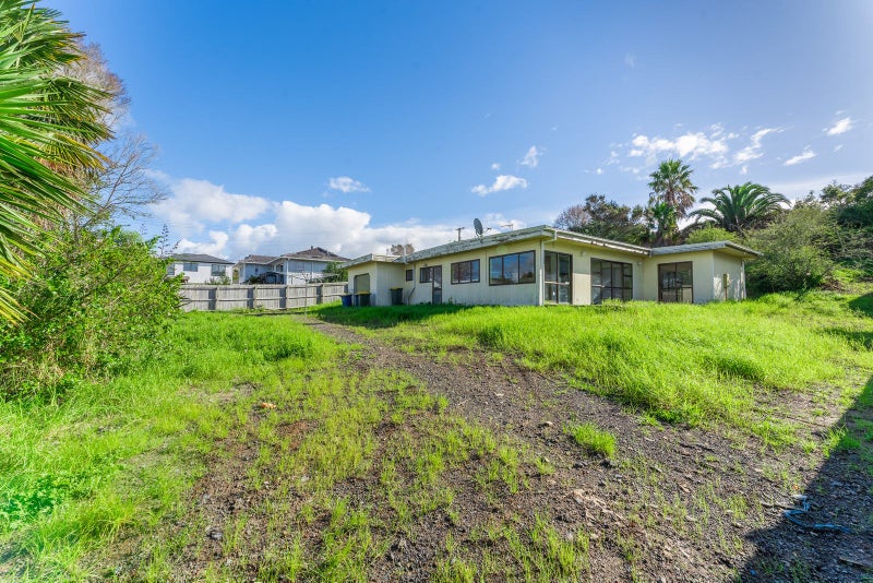 114B Colwill Road, Massey, Auckland - Carousel 2
