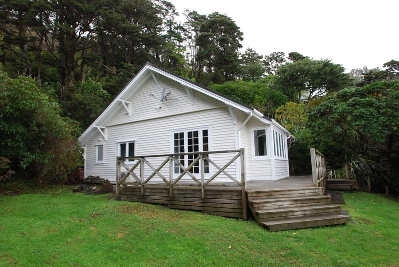 21 Kotari Road, Days Bay, Lower Hutt - Carousel 2