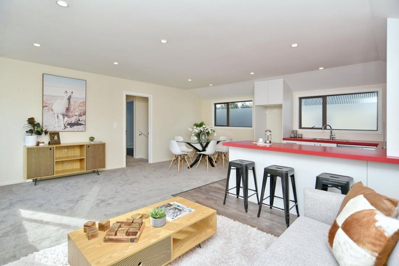 2/4 Nova Place, Christchurch Central, Christchurch - Carousel 2