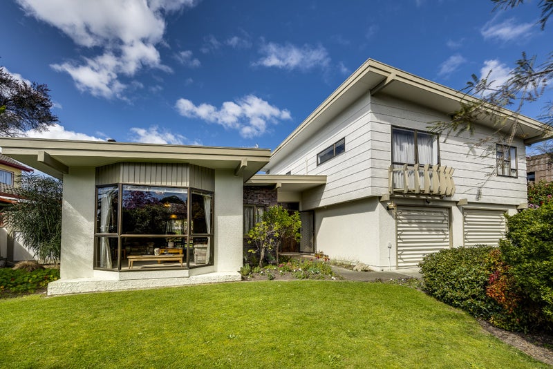 29 Ngarimu Crescent, Taradale, Napier - Carousel 1
